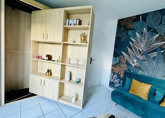 Renove, Quartier Saint Michel, Proche Centre-ville - Апартаменты *