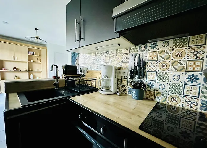 Renove, Quartier Saint Michel, Proche Centre-ville - דירה