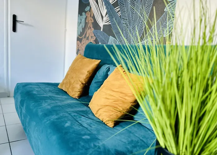 Renove, Quartier Saint Michel, Proche Centre-ville - דירה